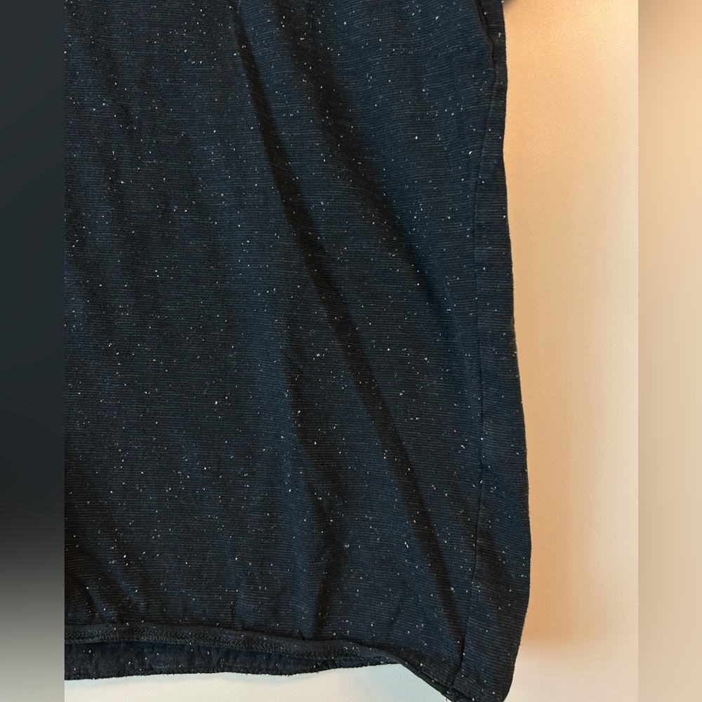 Banana Republic men’s black t shirt size large - Picture 2 of 4